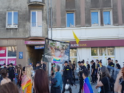 image of right-wing protesters during the gay pride in 2017 in Gdansk